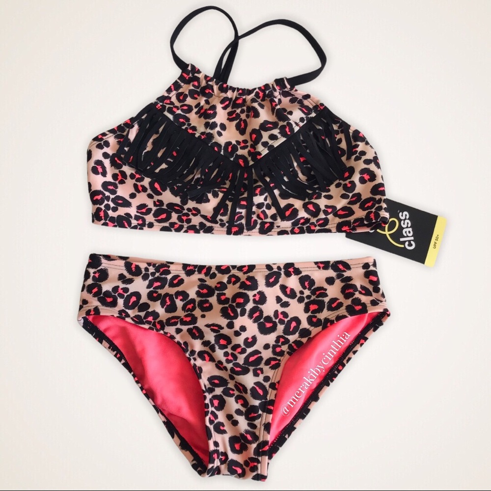 Girls 2pcs Bikini set.